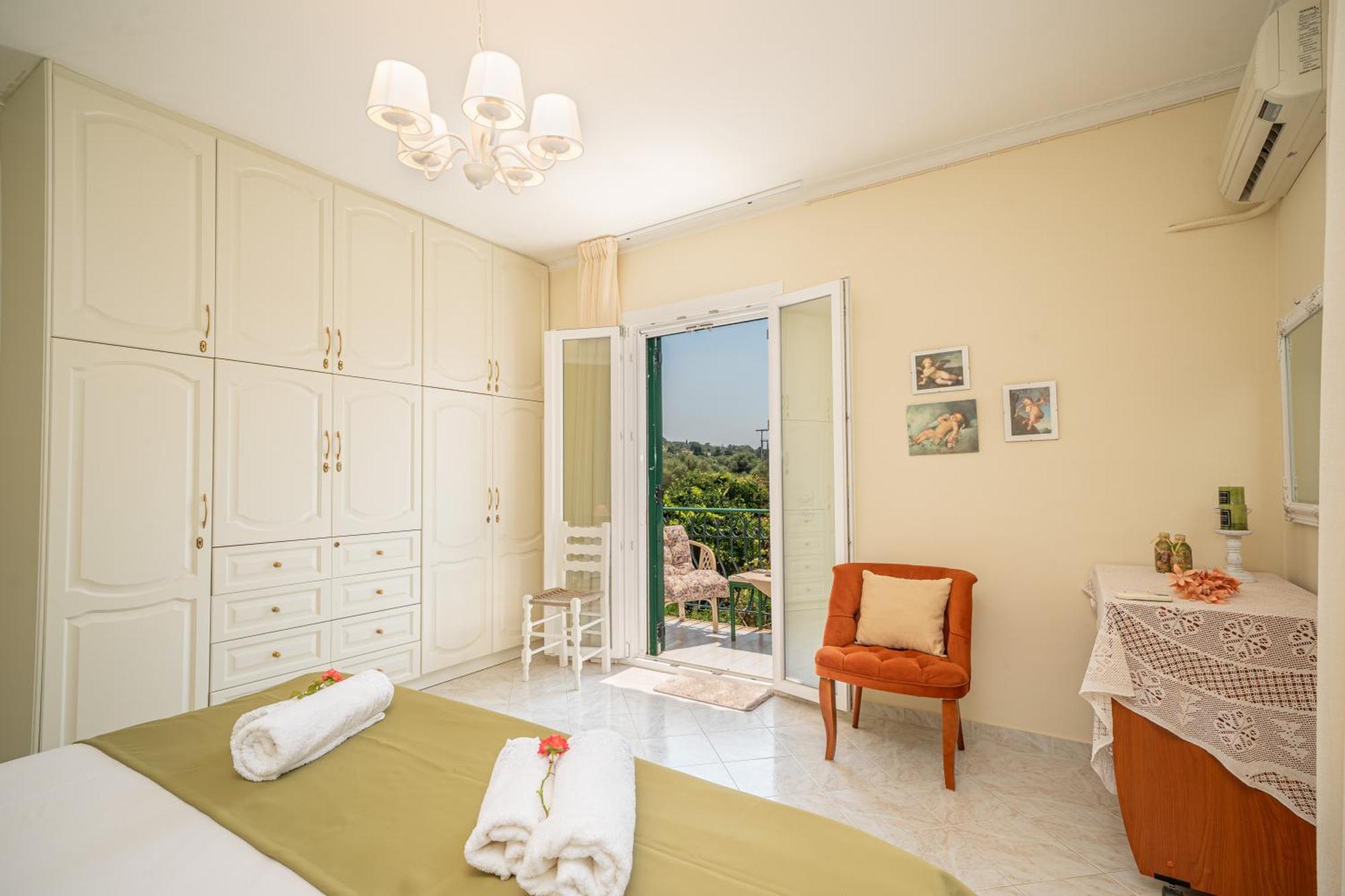 Minia Ariadni Sea View Apartment מראה חיצוני תמונה