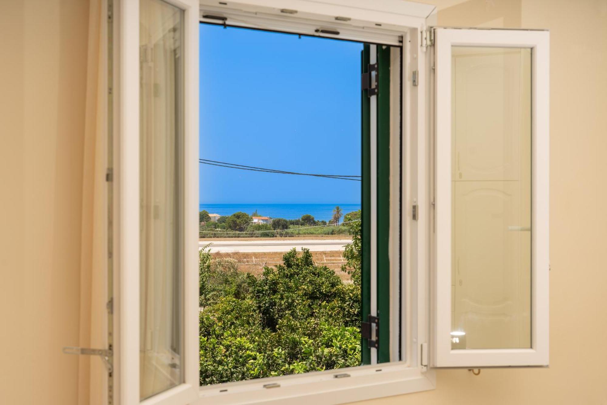 Minia Ariadni Sea View Apartment מראה חיצוני תמונה
